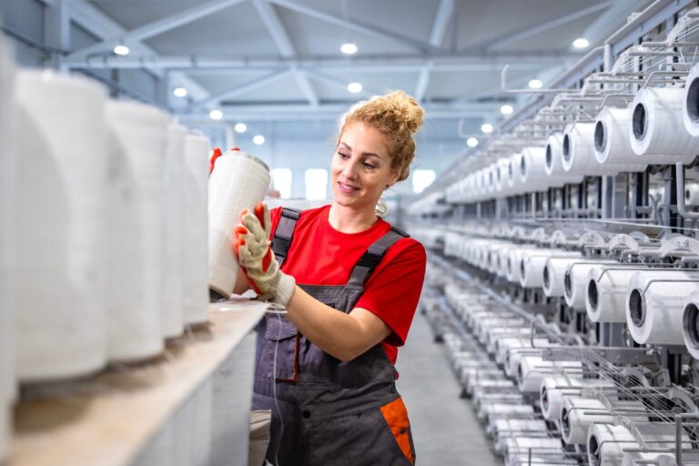 Producent dzianin w Łodzi: Mar-Pol | Tradycyjne rzemiosło a nowoczesne metody produkcji w Łodzi